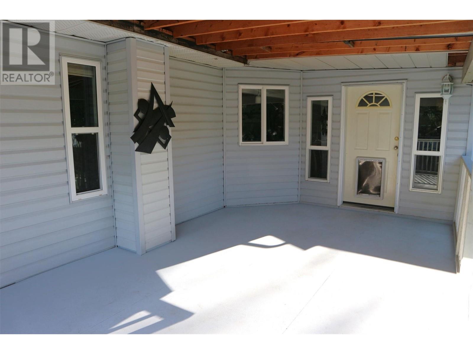 714 Maple Street, Sicamous, British Columbia  V0E 2V1 - Photo 46 - 10343246