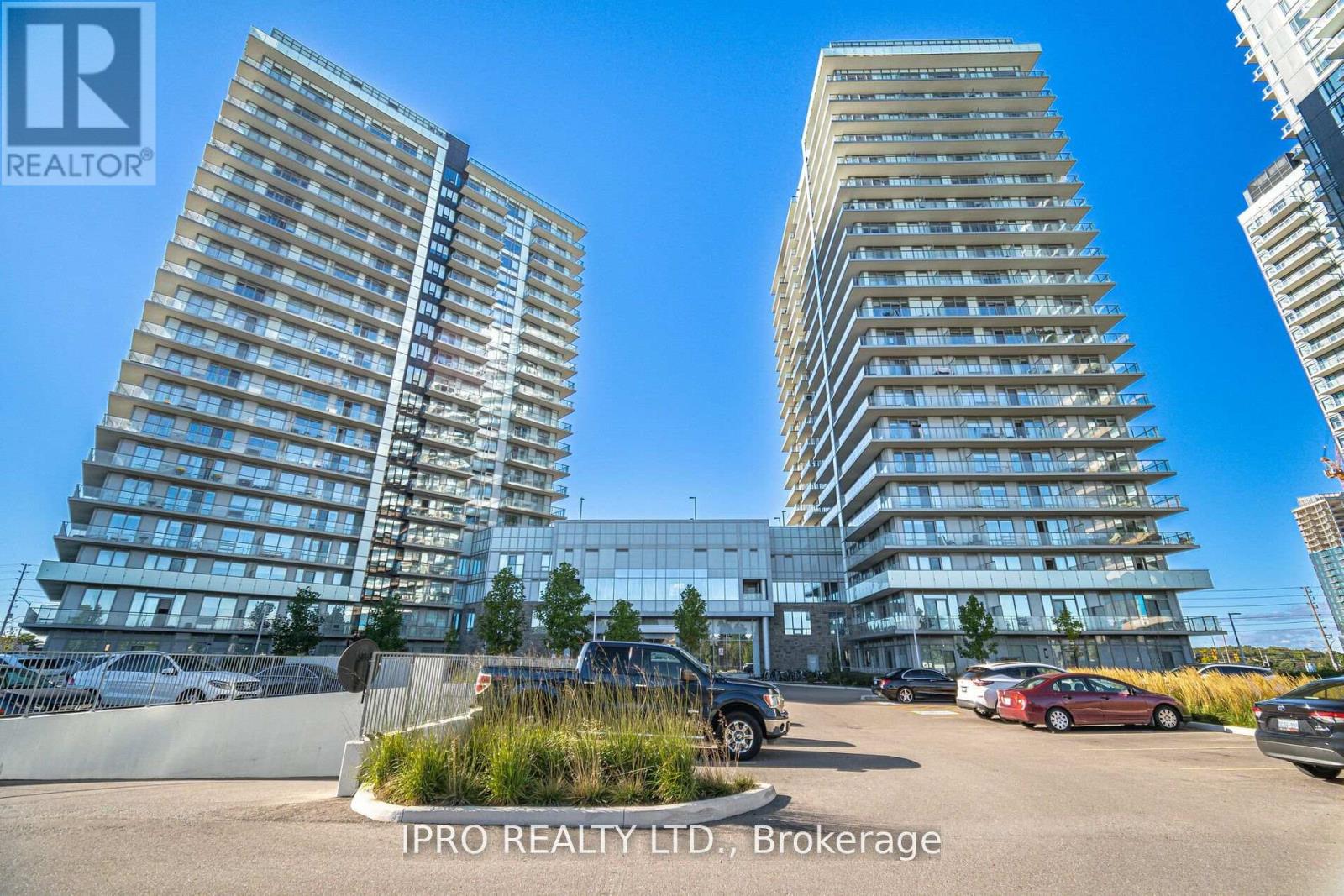 2002 - 4675 METCALFE AVENUE, Mississauga, Ontario