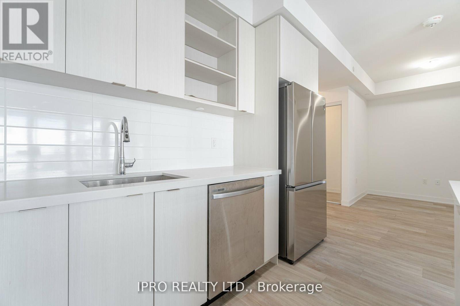 2002 - 4675 Metcalfe Avenue, Mississauga (Central Erin Mills), Ontario  L5M 0Z8 - Photo 10 - W12089553