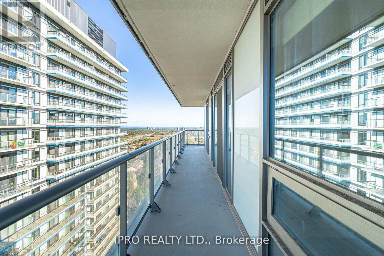 2002 - 4675 Metcalfe Avenue, Mississauga (Central Erin Mills), Ontario  L5M 0Z8 - Photo 25 - W12089553