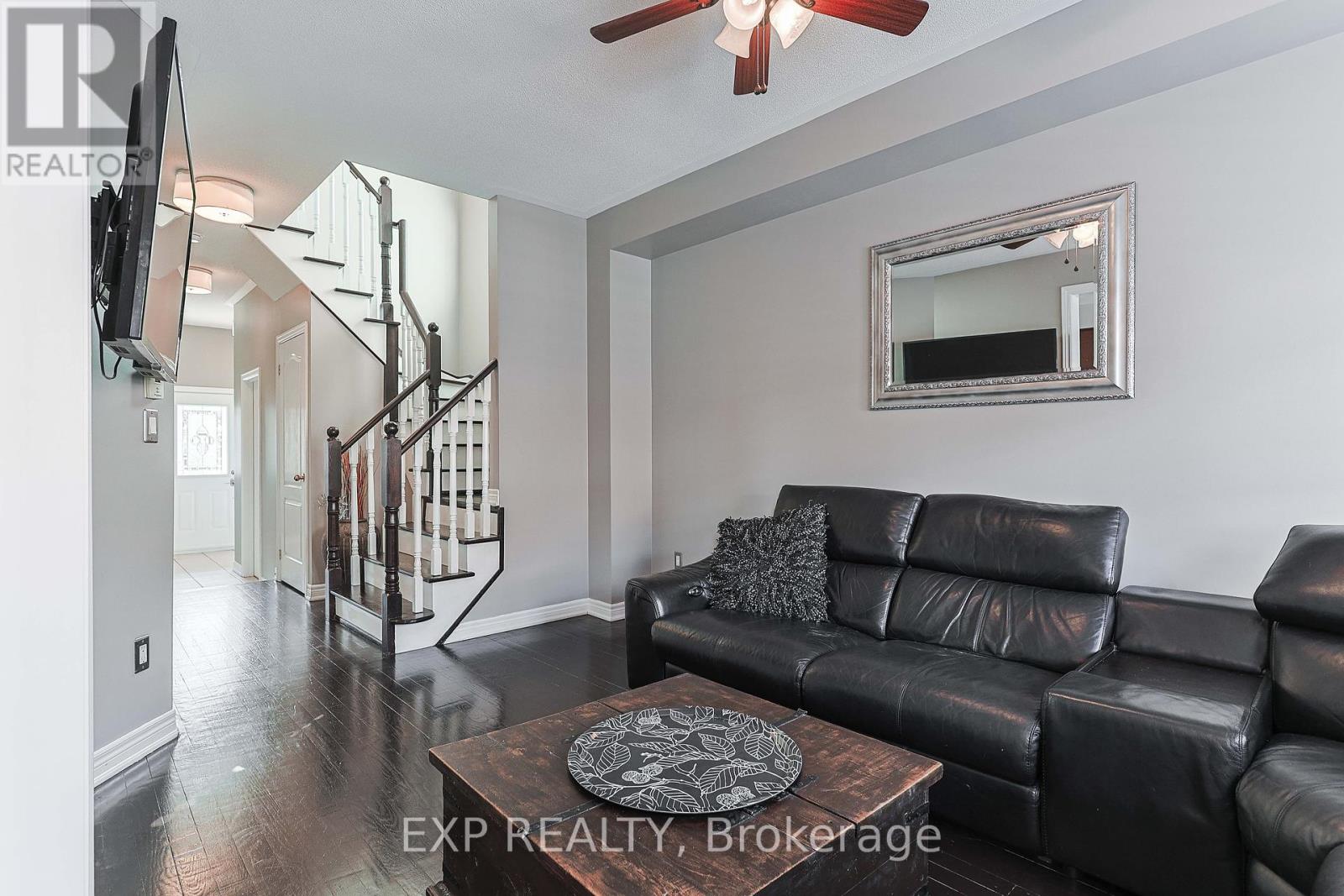 Property at 4693 KURTZ ROAD image 3