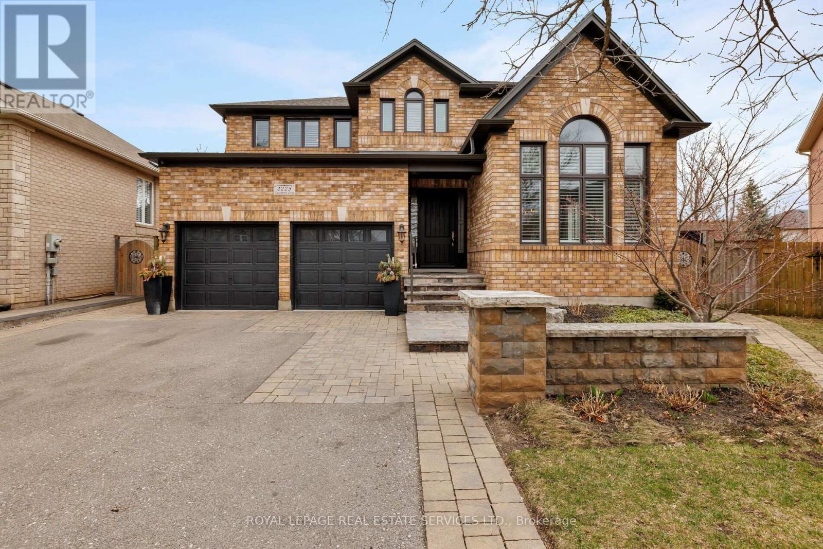Property at 2225 GLAZEBROOK CIRCLE image 1
