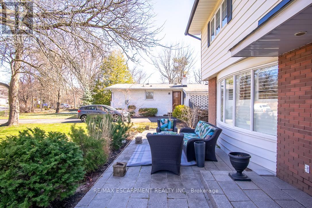 Property at 516 FALGARWOOD DRIVE image 3