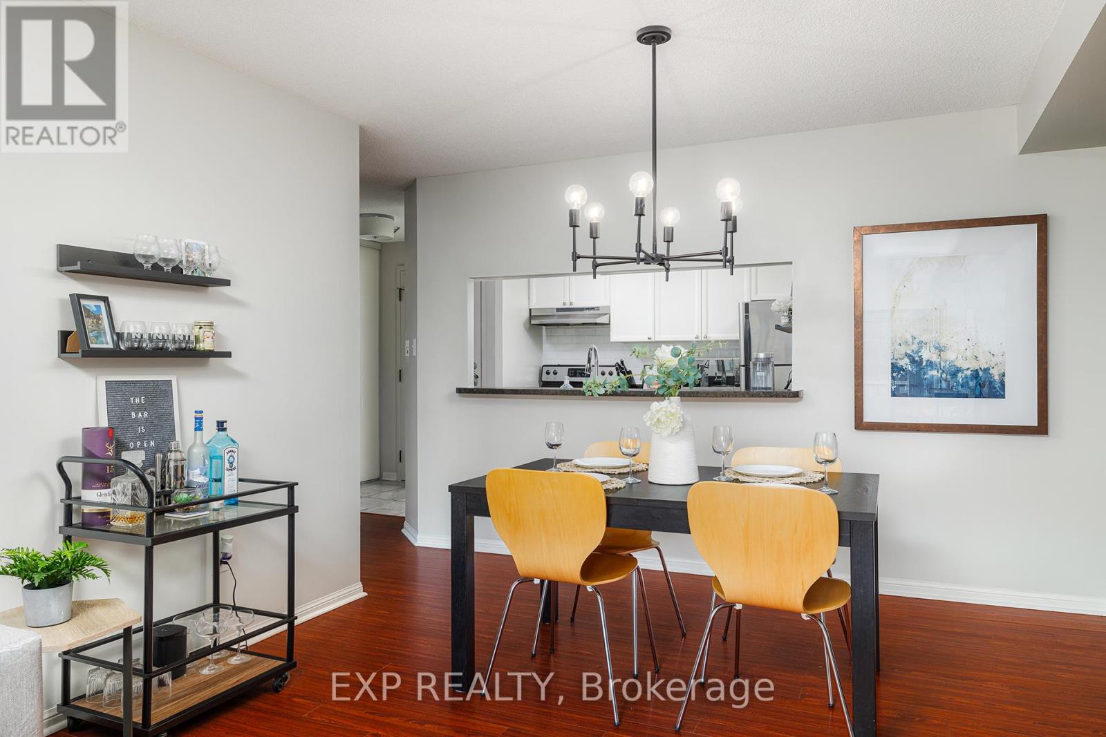 309 - 101 Subway Crescent, Toronto, Ontario  M9B 6K4 - Photo 5 - W12090136