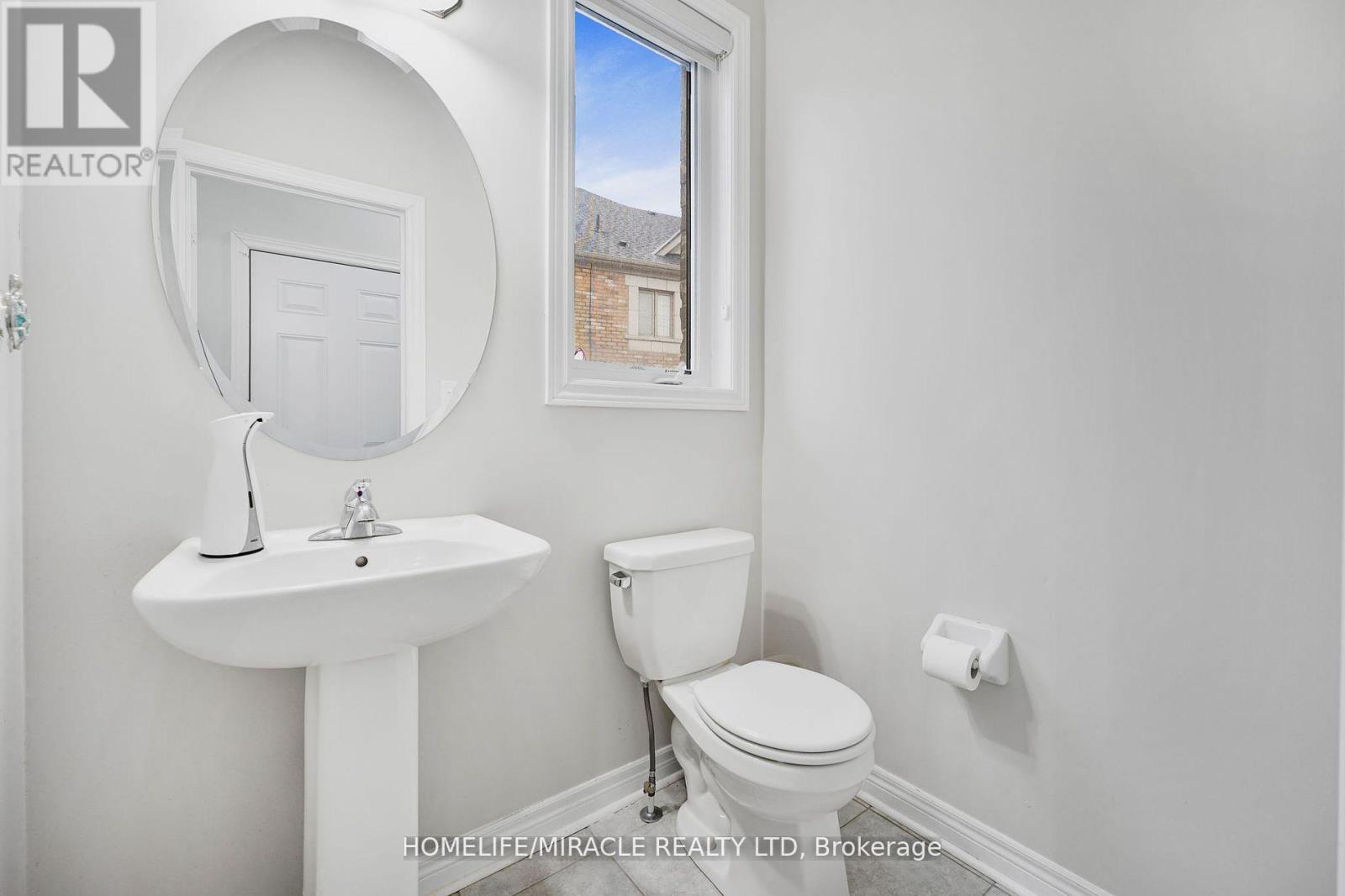 36 Bernadino Street, Brampton, Ontario  L6P 4G1 - Photo 31 - W12090170