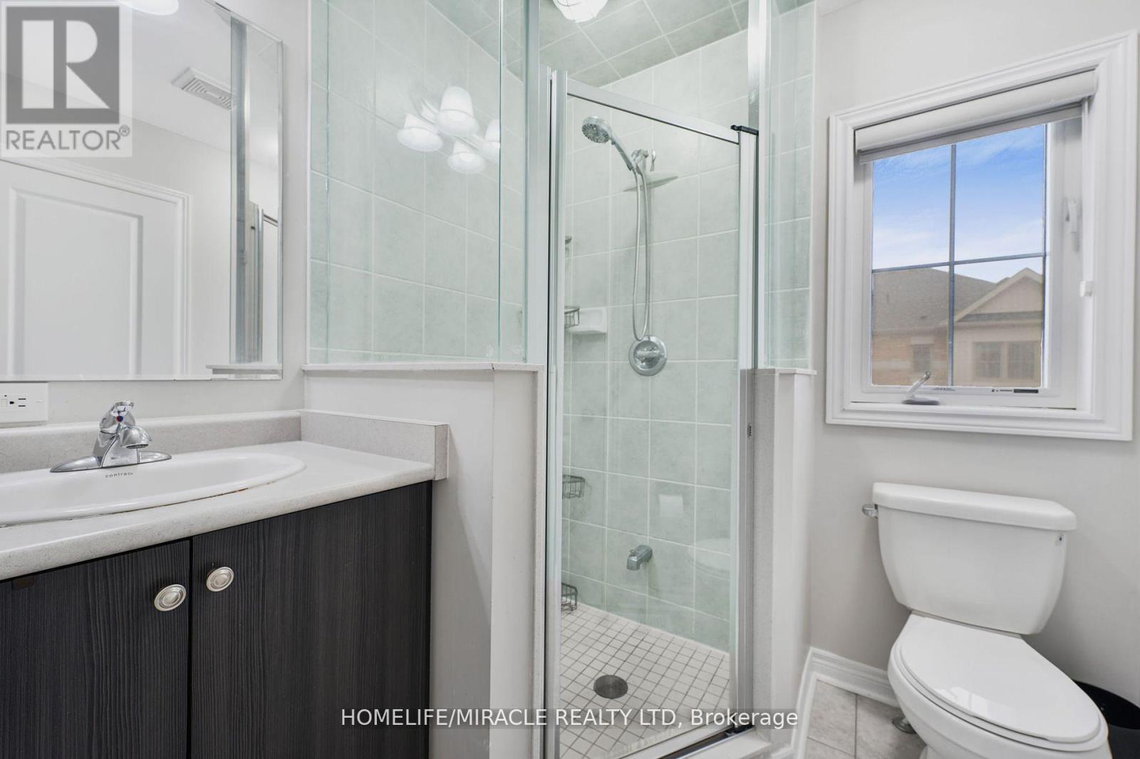 36 Bernadino Street, Brampton, Ontario  L6P 4G1 - Photo 33 - W12090170