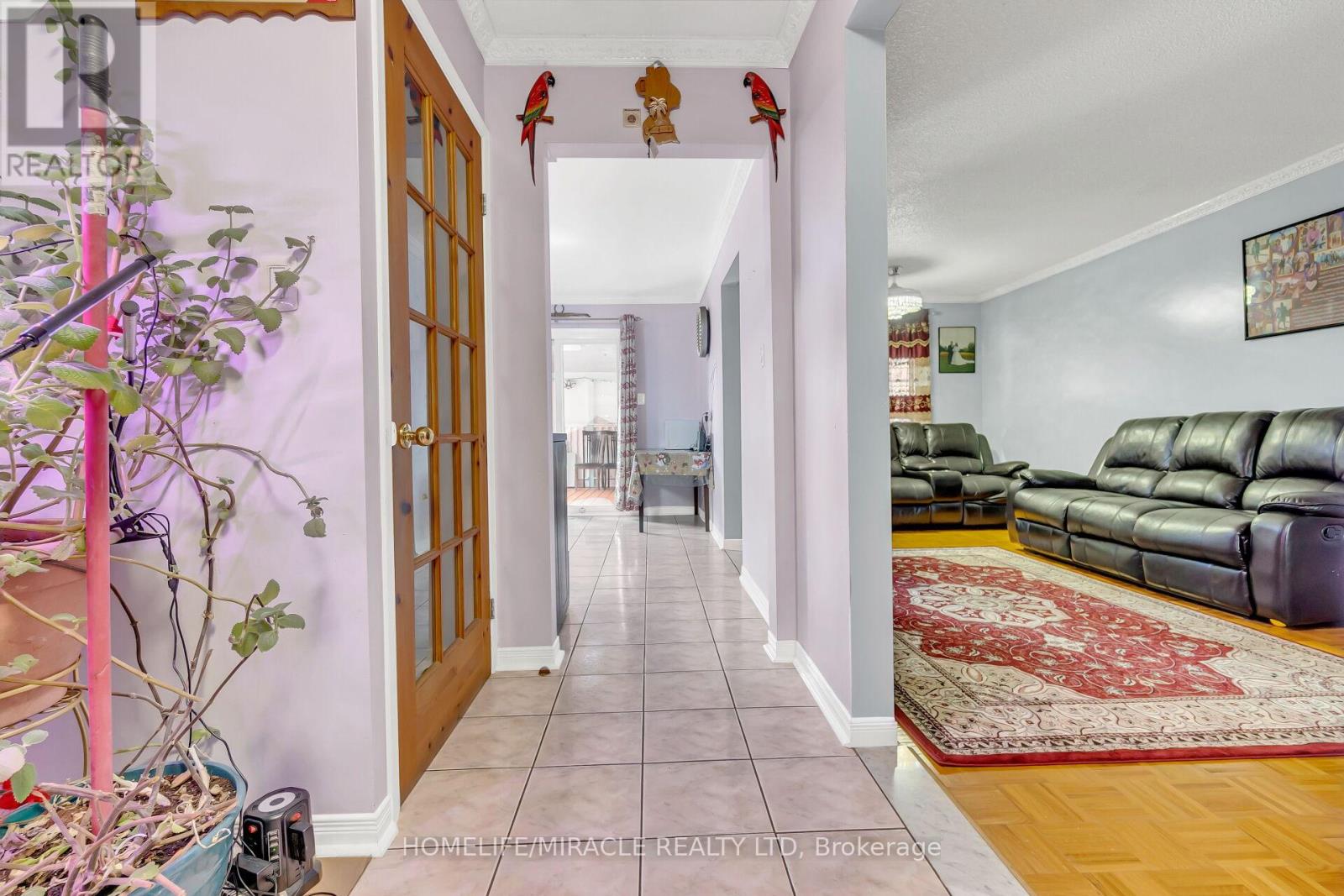 4 Colchester Avenue, Brampton, Ontario  L6Z 3R1 - Photo 14 - W12090261