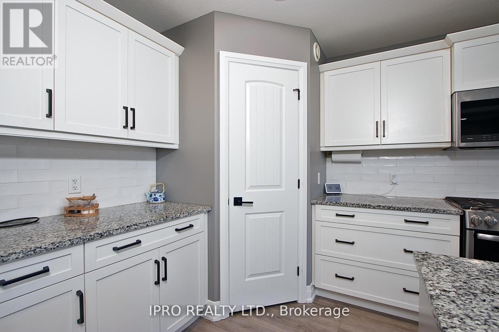 26 Nicholson Street, Lucan Biddulph, Ontario  N0M 2J0 - Photo 13 - X12089661