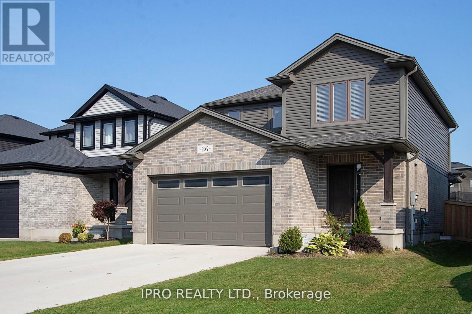 26 Nicholson Street, Lucan Biddulph, Ontario  N0M 2J0 - Photo 2 - X12089661