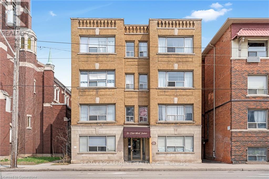 Property at 709 MAIN STREET E image 2