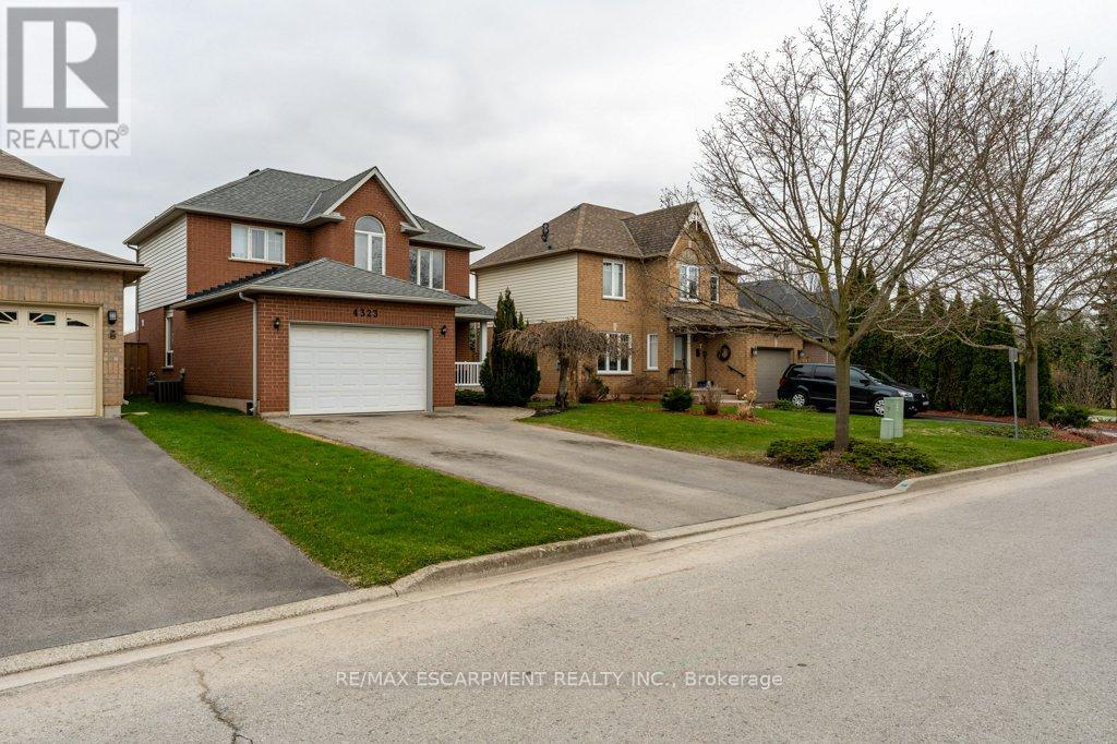 Property at 4323 AREJAY AVENUE image 4
