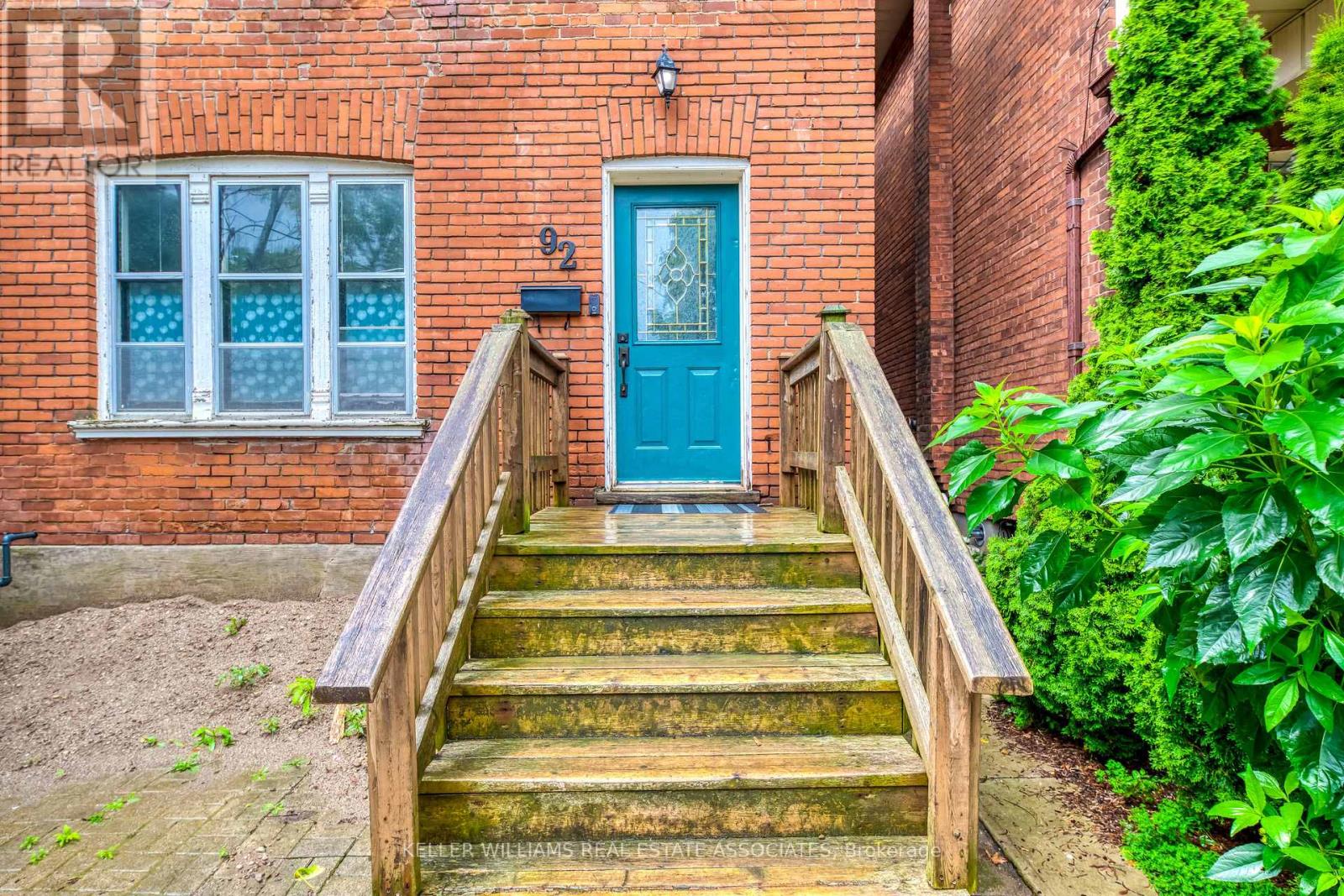 Property at 92 PARK AVENUE image 2