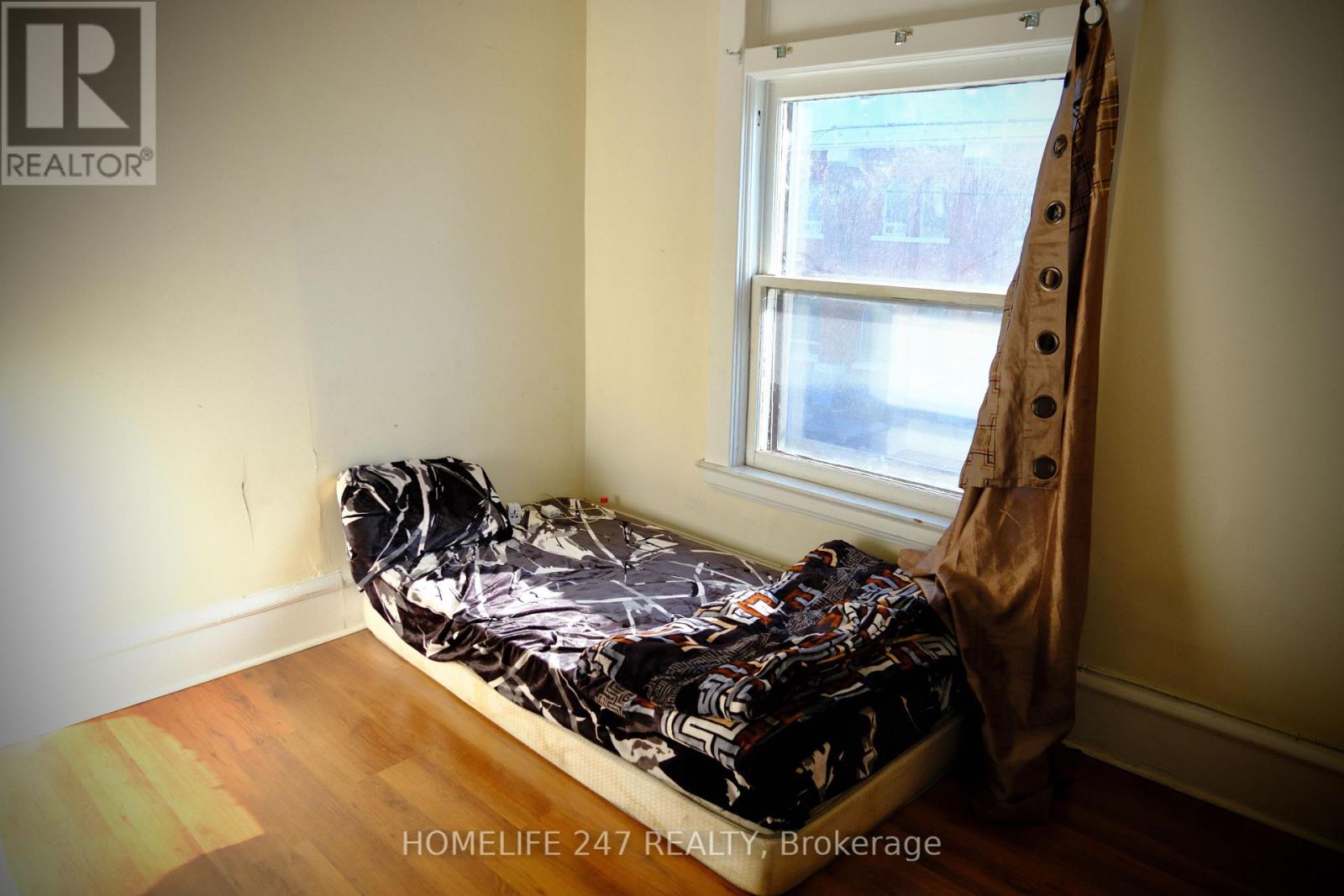 407 Ferguson Street N, North Bay, Ontario  P1B 1X3 - Photo 42 - X12090426