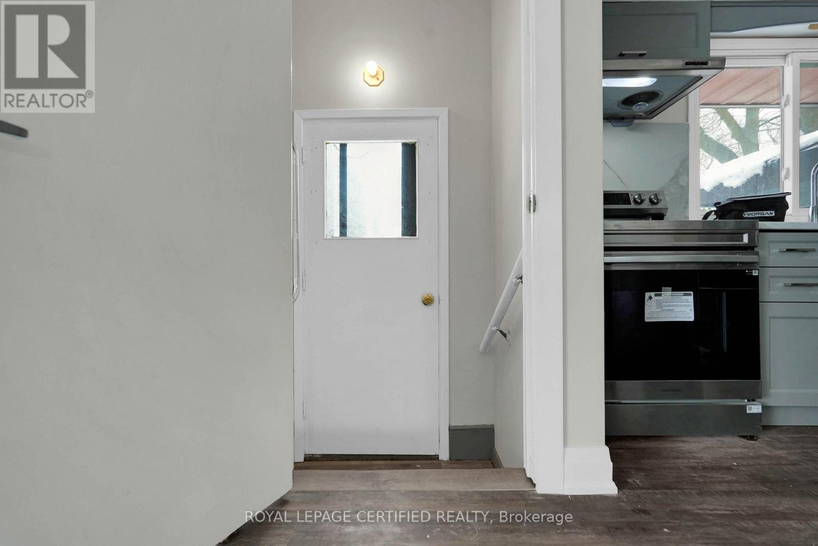 637 Ross Street, London East, Ontario  N5Y 3V8 - Photo 17 - X12090470