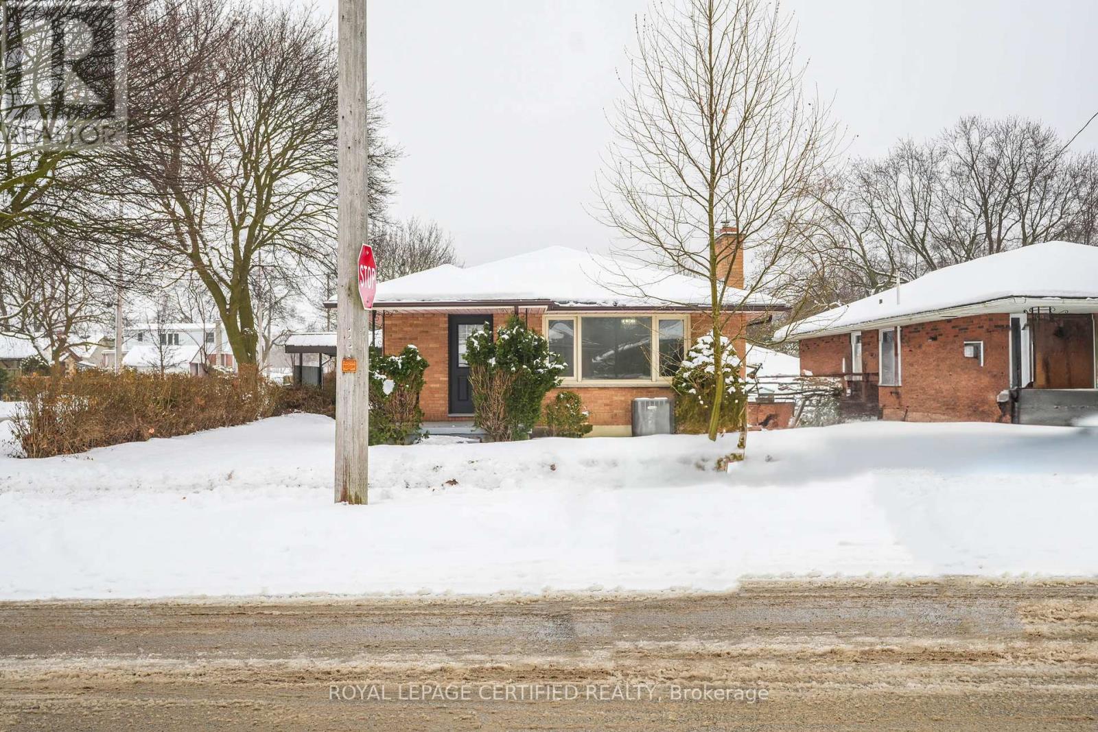 637 Ross Street, London East, Ontario  N5Y 3V8 - Photo 3 - X12090470