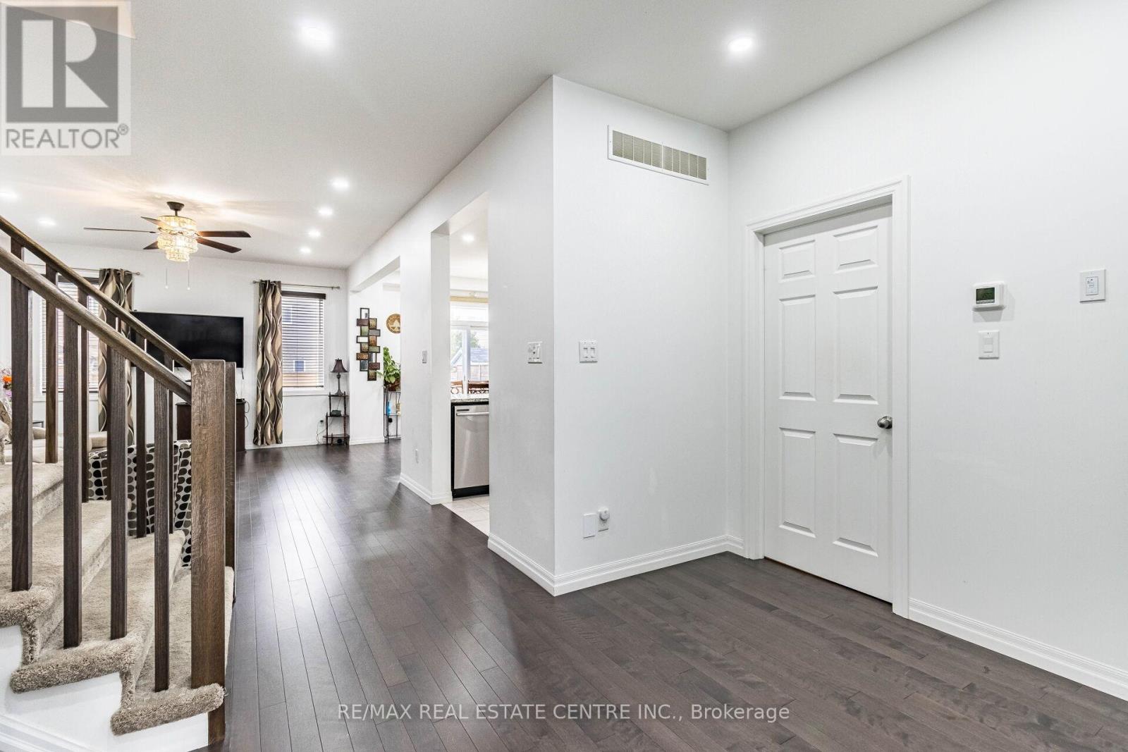 Property at 412 FREURE DRIVE image 4