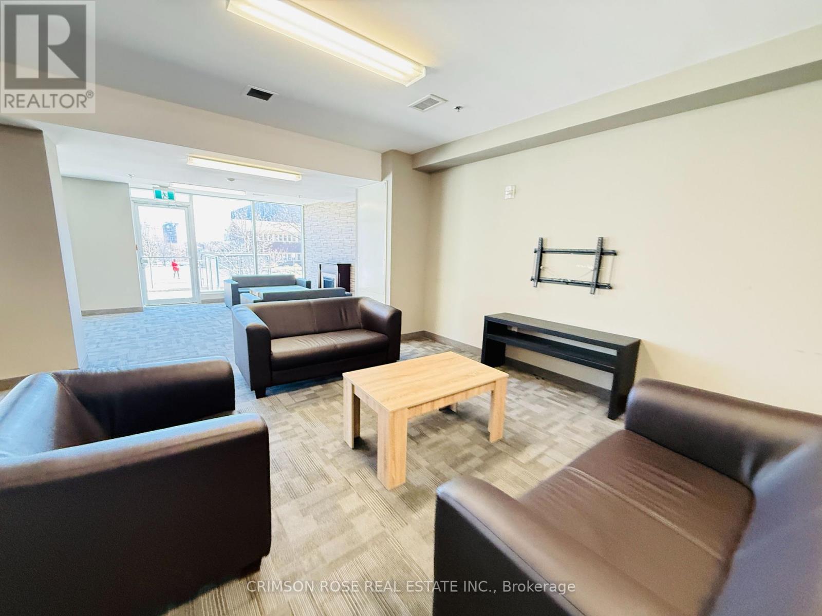 108 - 251 Hemlock Street, Waterloo, Ontario  N2L 0H2 - Photo 40 - X12046862