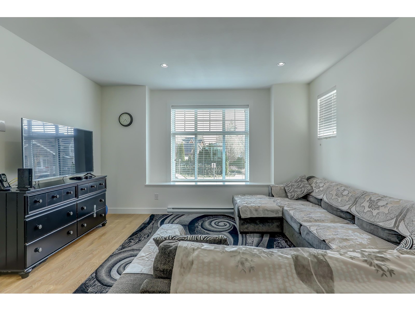 86 27735 Roundhouse Drive, Abbotsford, British Columbia  V4X 0B9 - Photo 6 - R2988203