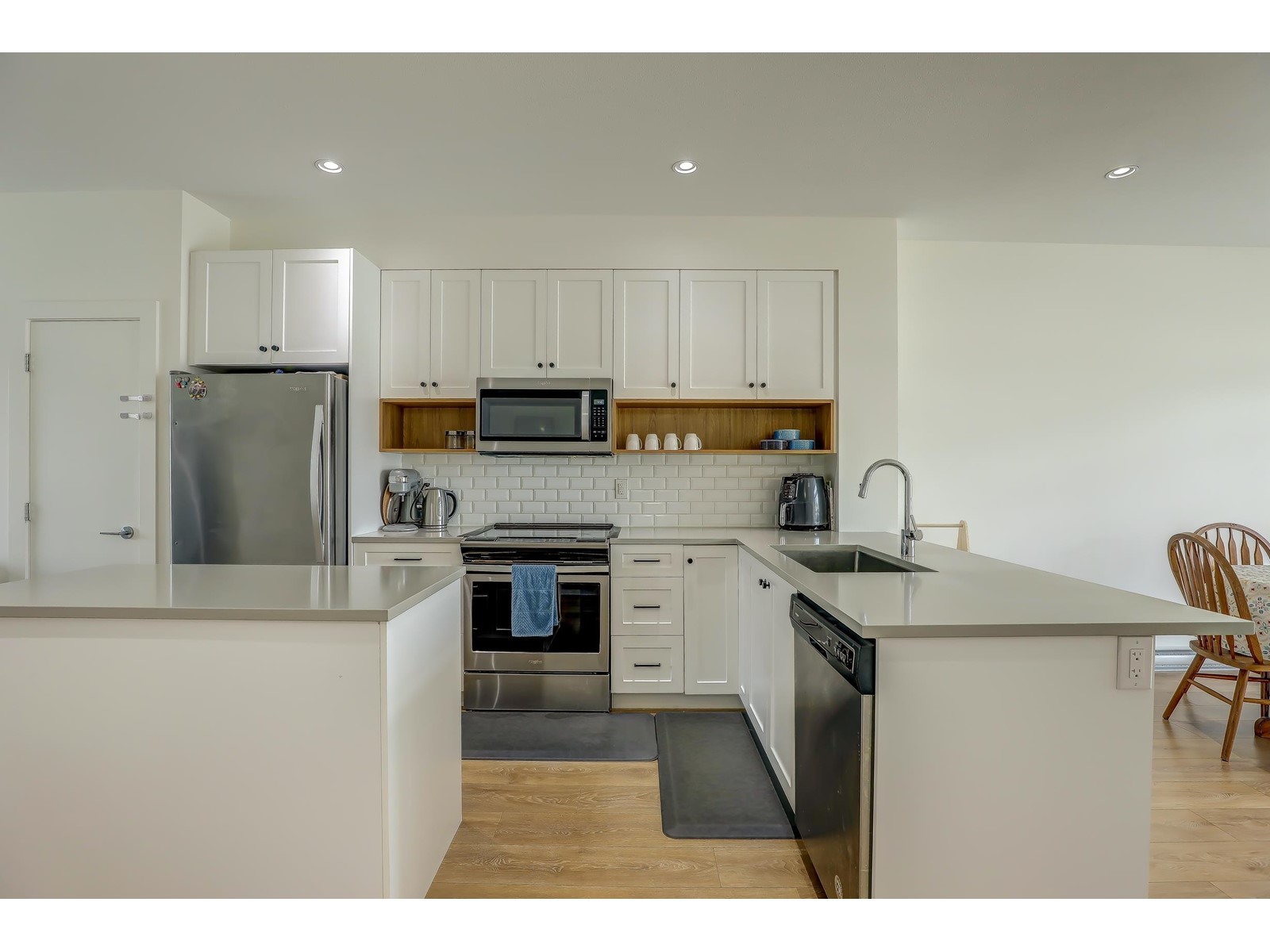 86 27735 Roundhouse Drive, Abbotsford, British Columbia  V4X 0B9 - Photo 11 - R2988203