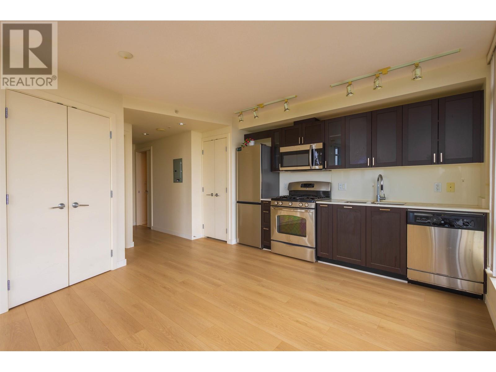 Listing Picture 4 of 15 : 1509 4815 ELDORADO MEWS, Vancouver / 溫哥華 - 魯藝地產 Yvonne Lu Group - MLS Medallion Club Member