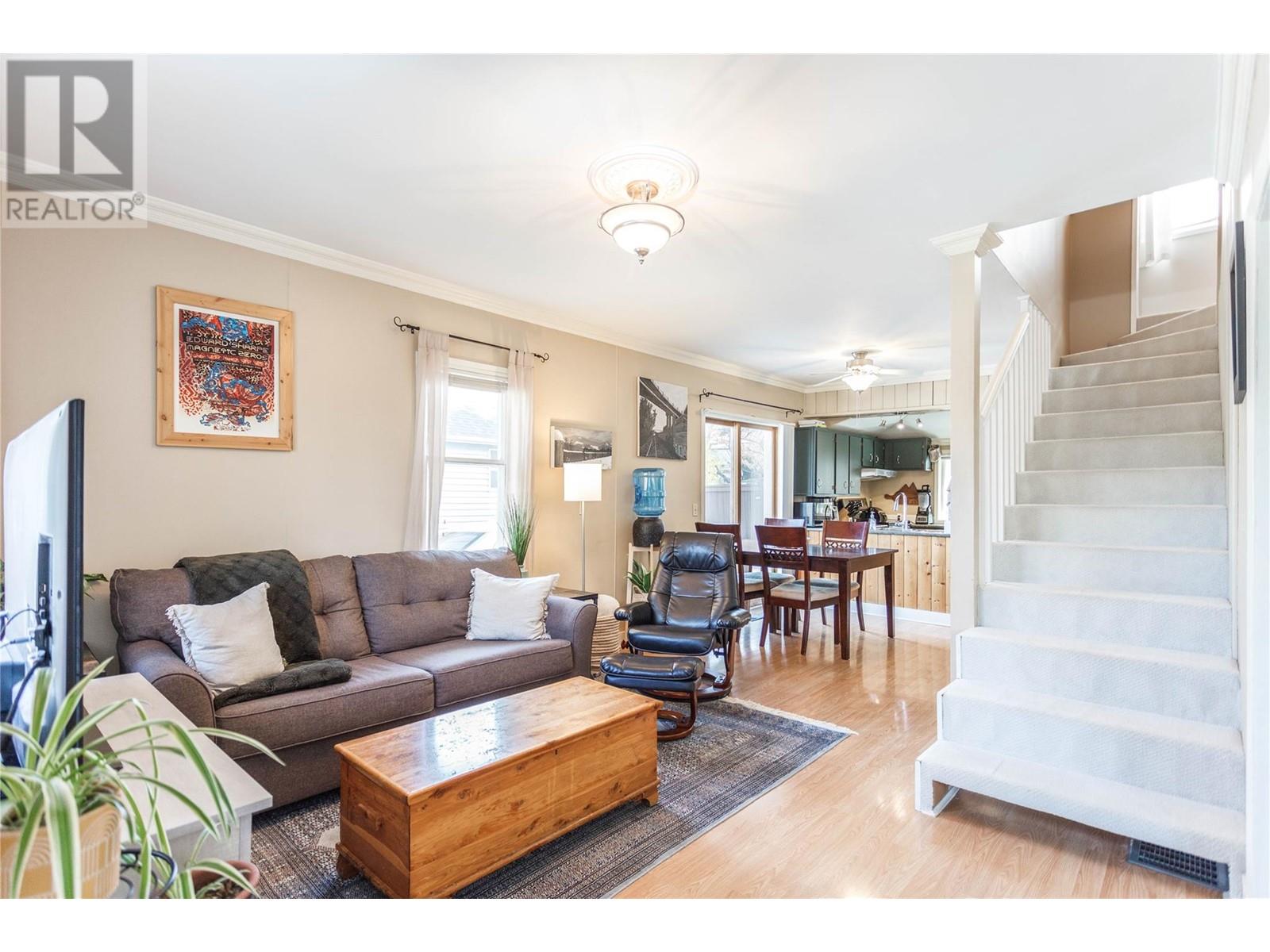 Property at 2111 33 Street image 2