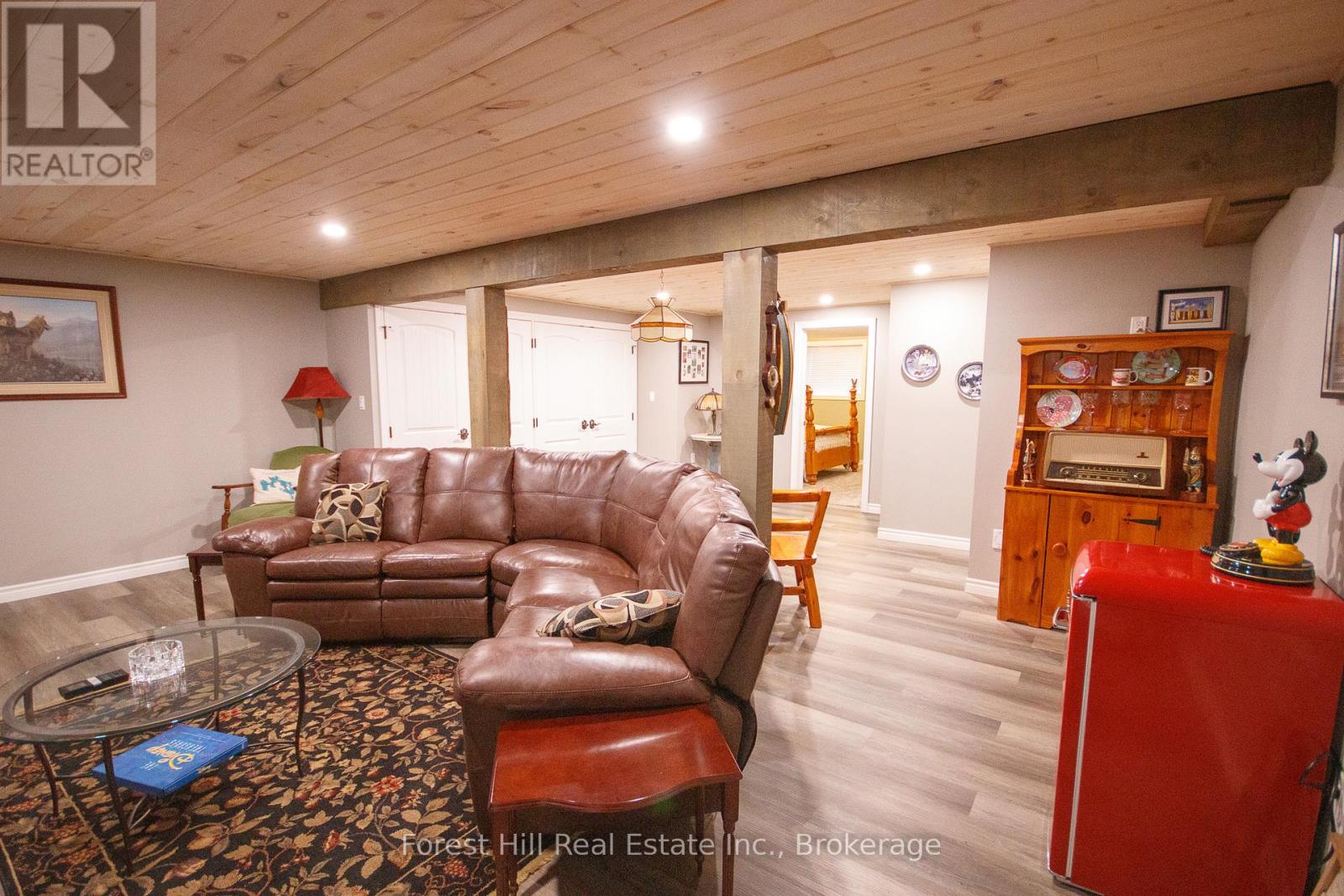 144 Pineridge Gate, Gravenhurst, Ontario  P1P 1Z1 - Photo 21 - X12071138