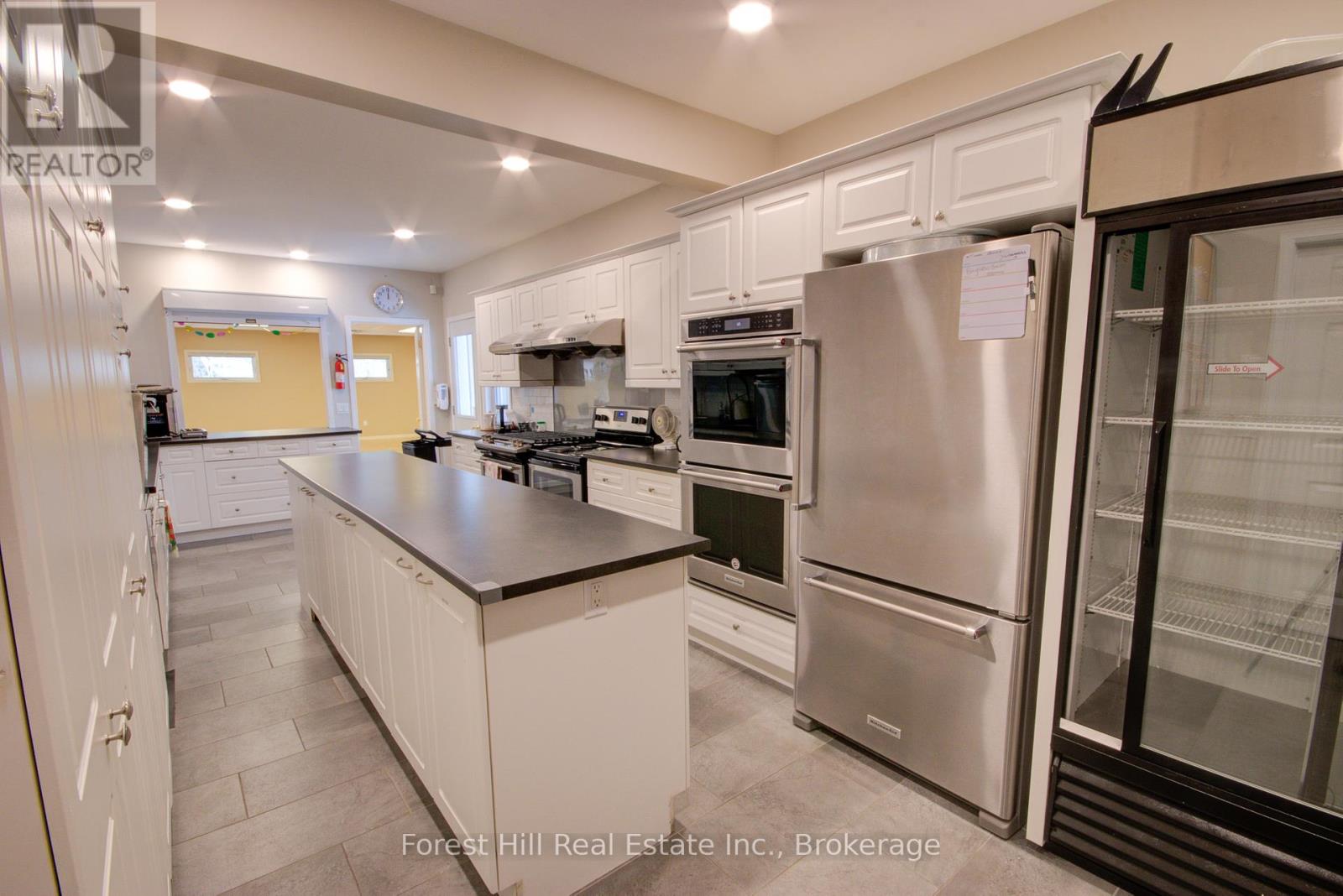144 Pineridge Gate, Gravenhurst, Ontario  P1P 1Z1 - Photo 41 - X12071138