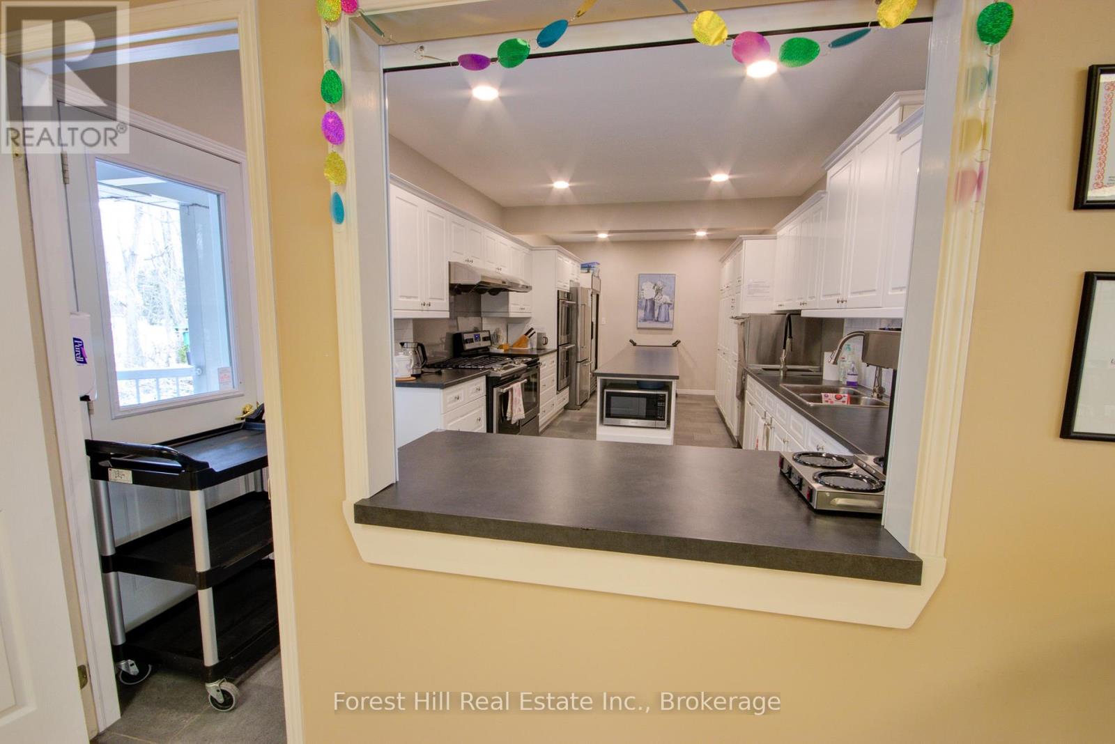 144 Pineridge Gate, Gravenhurst, Ontario  P1P 1Z1 - Photo 40 - X12071138