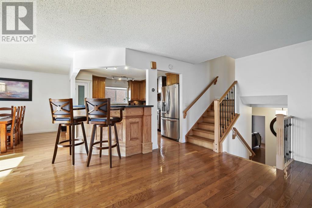 Property at 8 Hawkhill Way NW image 5