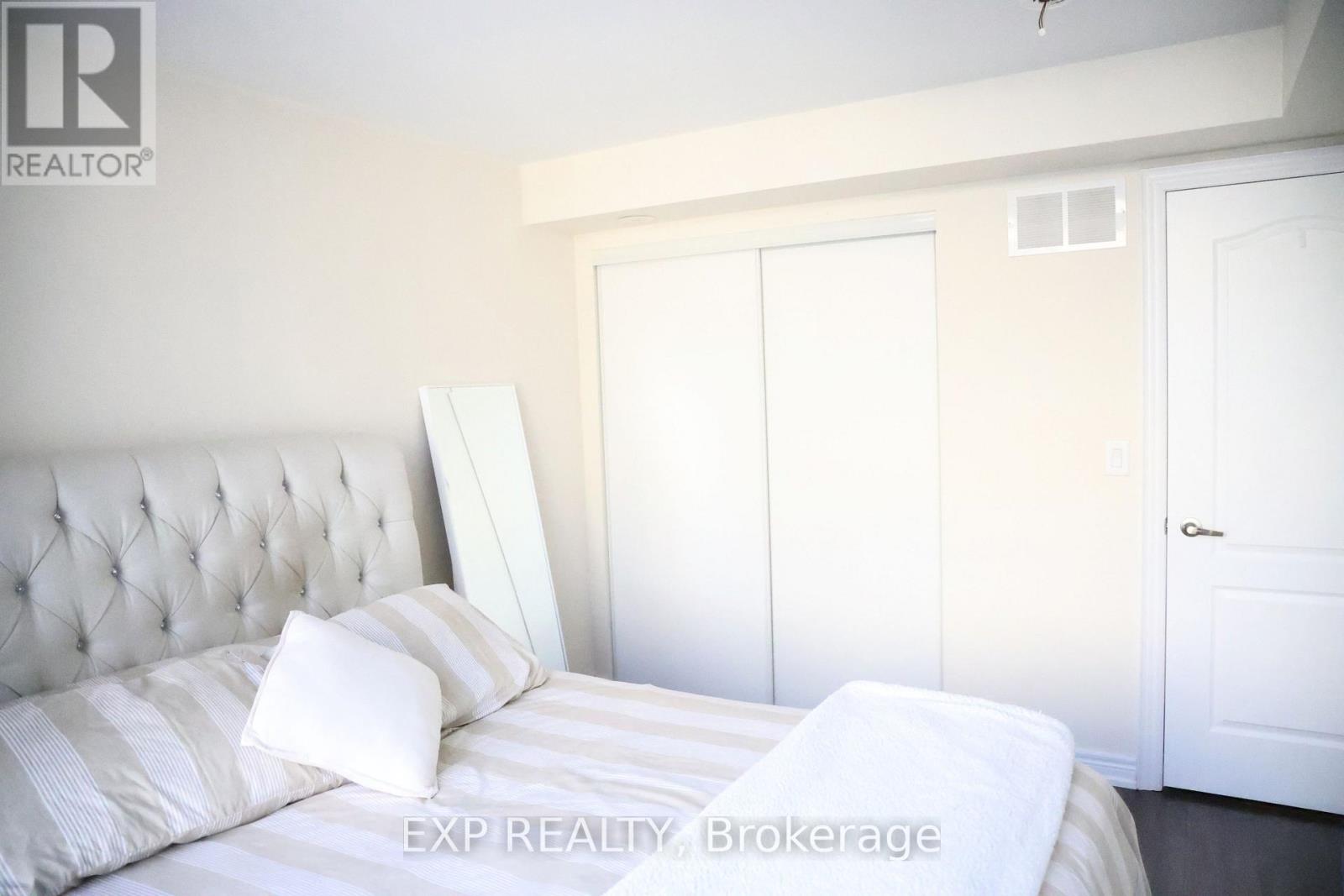 132 - 2 Dunsheath Way, Markham, Ontario  L6B 1N3 - Photo 13 - N12090711