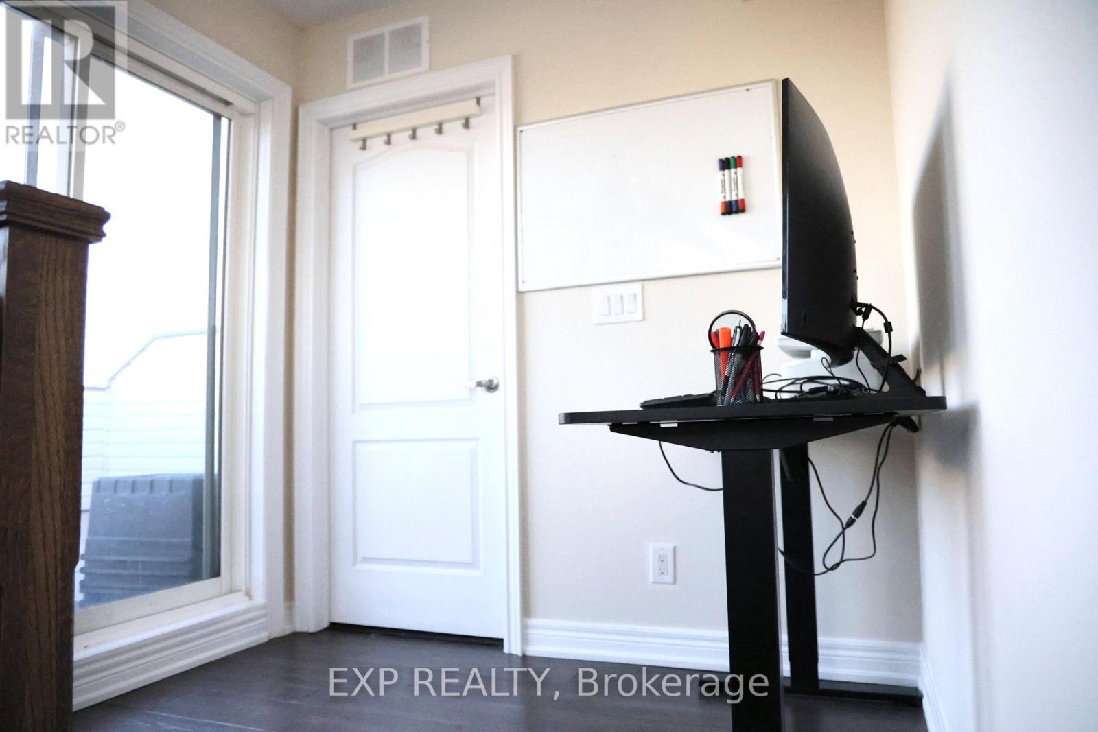 132 - 2 Dunsheath Way, Markham, Ontario  L6B 1N3 - Photo 16 - N12090711