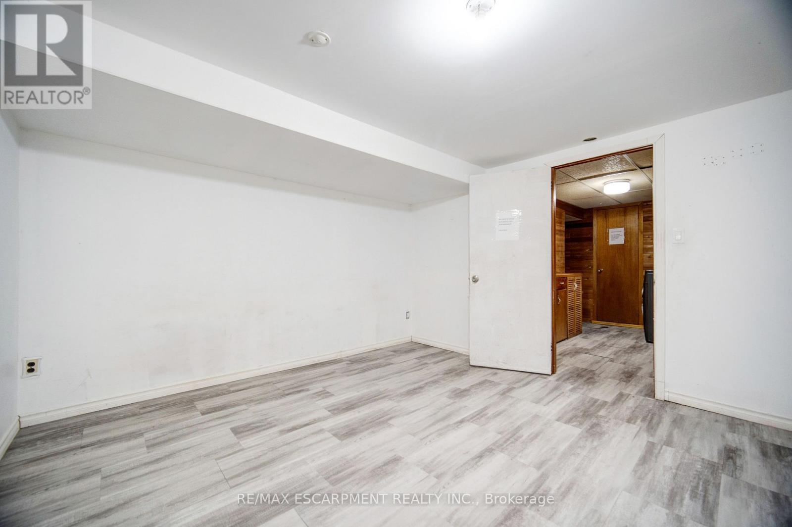 51 Rouse Avenue, Cambridge, Ontario  N1R 4M6 - Photo 30 - X12090706