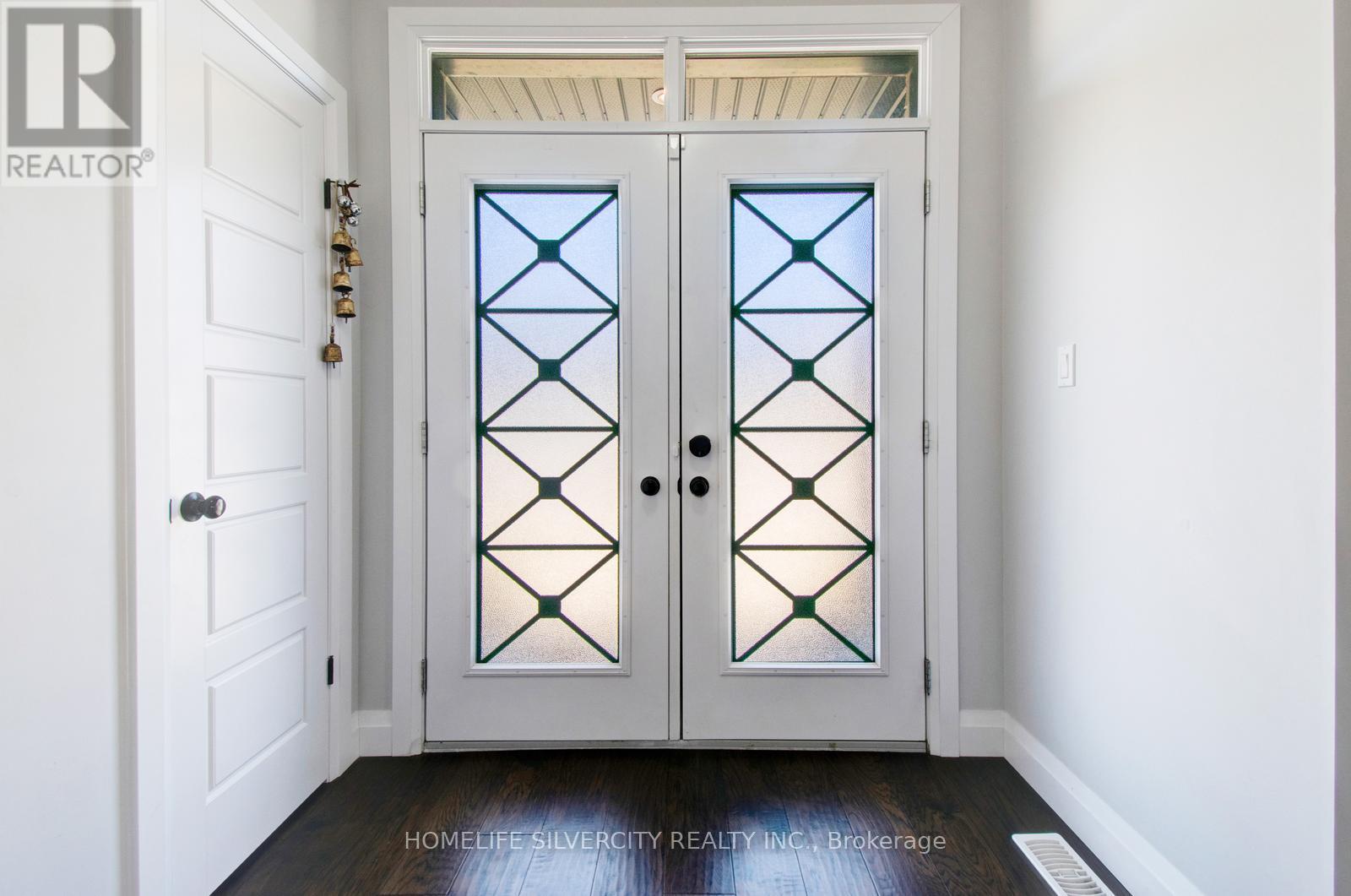 Property at 556 MAYAPPLE STREET image 5