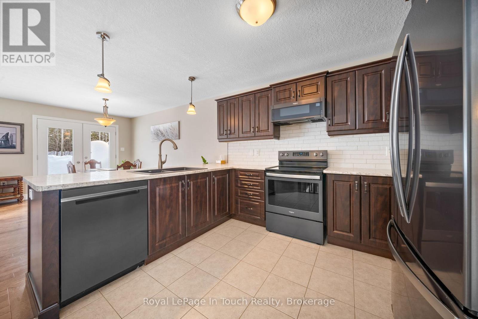 15 Ralph Dalton Boulevard, Tay, Ontario  L0K 2A0 - Photo 9 - S11994526