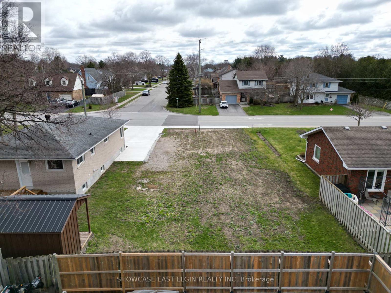 212 Caverly Road, Aylmer, Ontario  N5H 2P7 - Photo 6 - X12090783