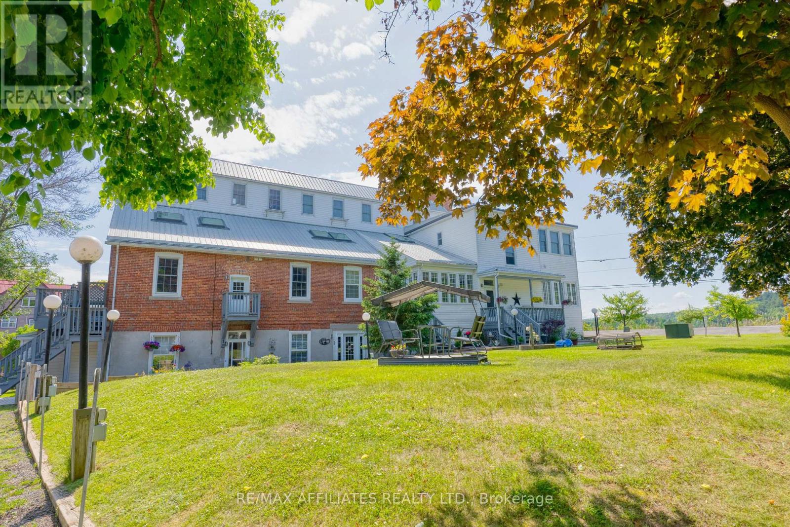 1 - 19 Main Street, Westport, Ontario  K0G 1X0 - Photo 1 - X12090773