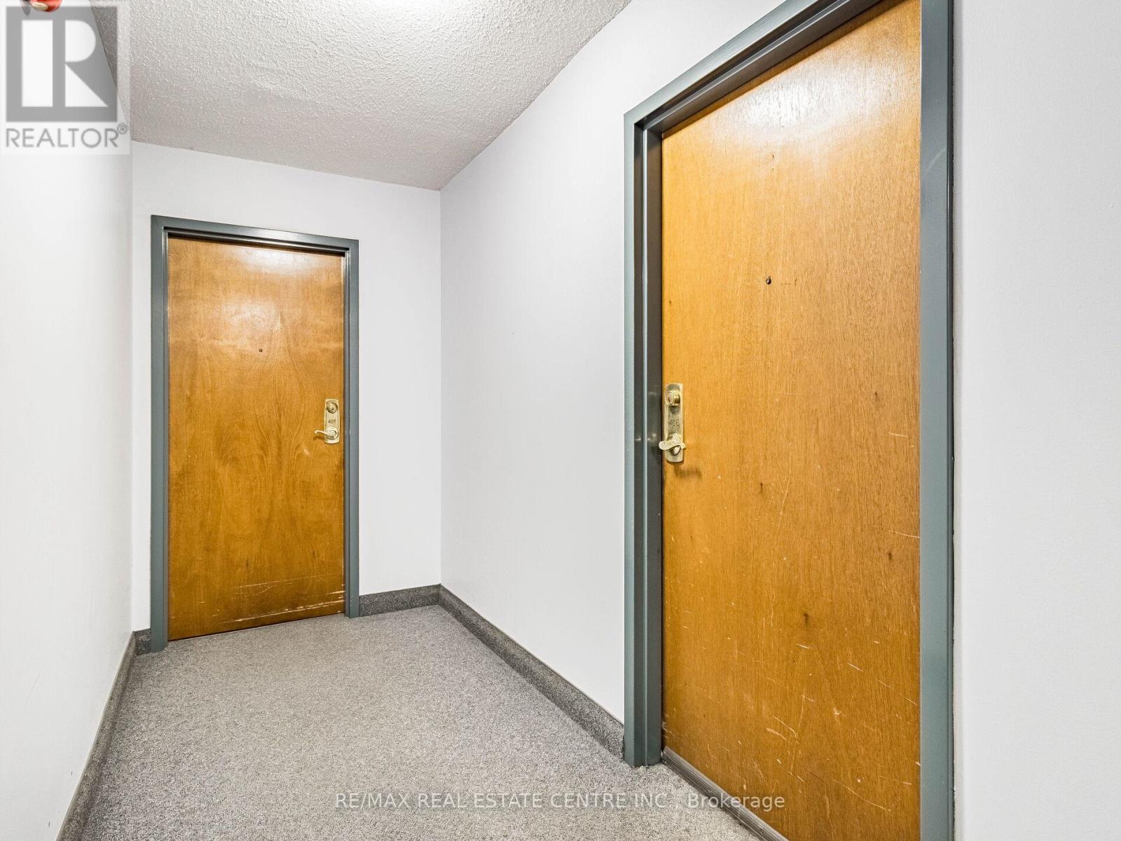 406 - 23 Main Street, Hamilton, Ontario  L9H 2P7 - Photo 11 - X12090780