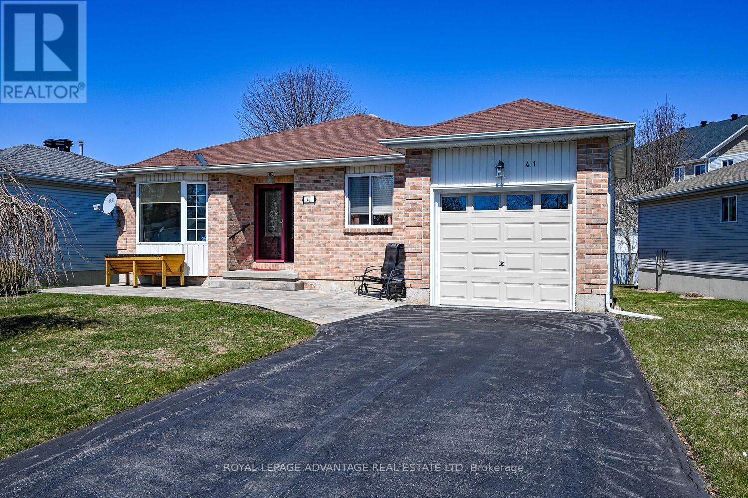 Property at 41 TREELAWN BOULEVARD image 1