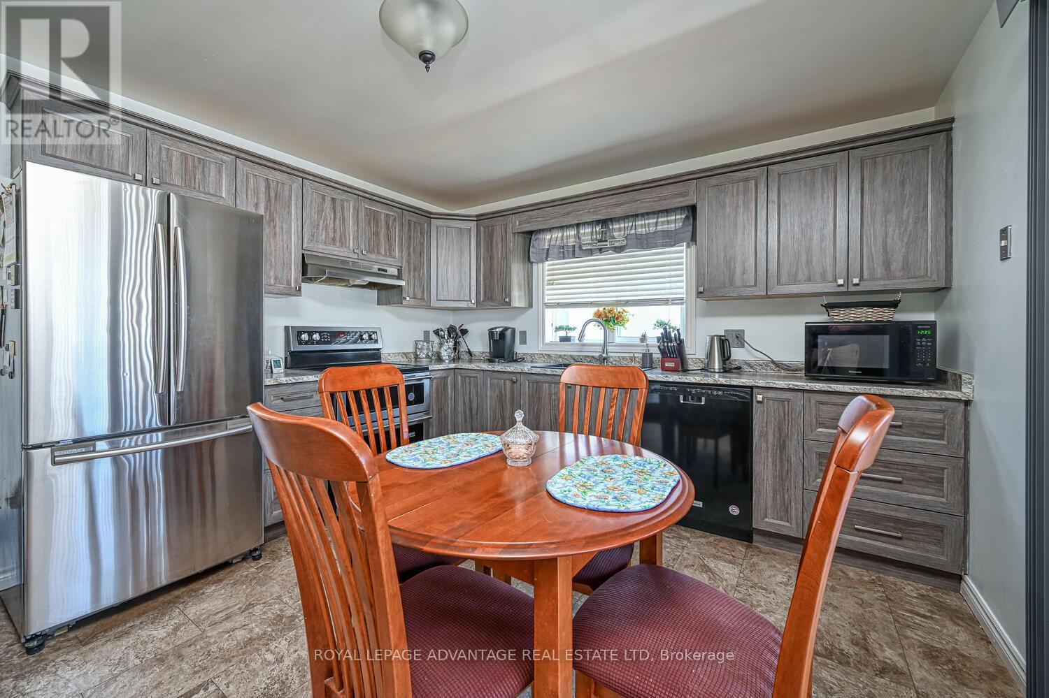 41 Treelawn Boulevard, Perth, Ontario  K7H 3P1 - Photo 18 - X12090790