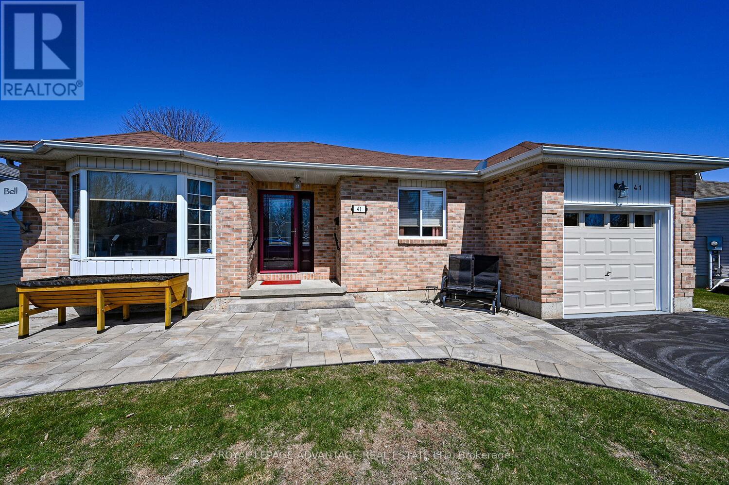 41 Treelawn Boulevard, Perth, Ontario  K7H 3P1 - Photo 6 - X12090790
