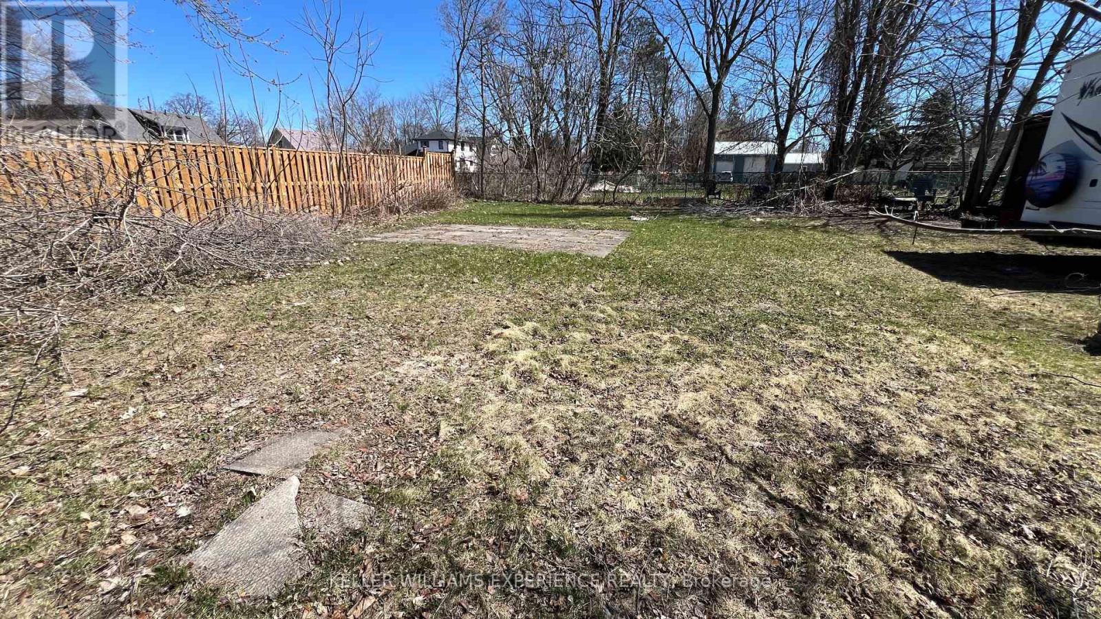 72 Campbell Avenue, Barrie, Ontario  L4N 2T4 - Photo 9 - S12090786