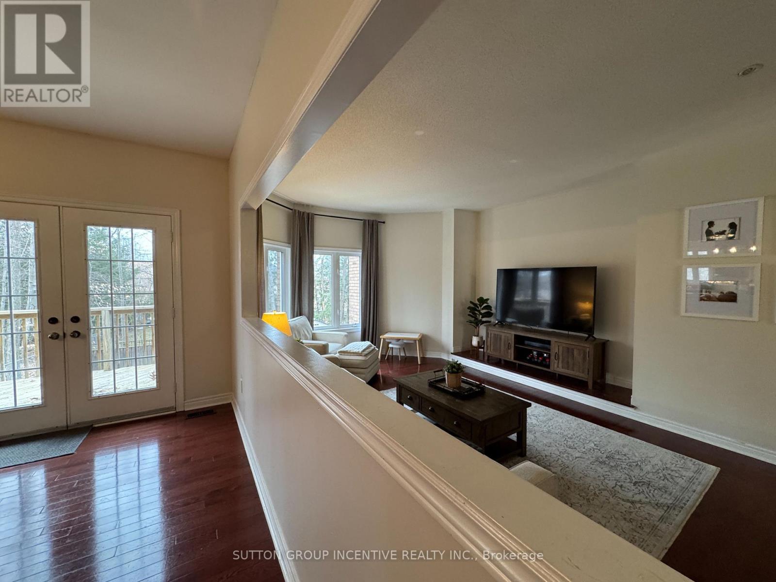 2 Camelot Square, Barrie, Ontario  L4M 0C2 - Photo 13 - S12090795