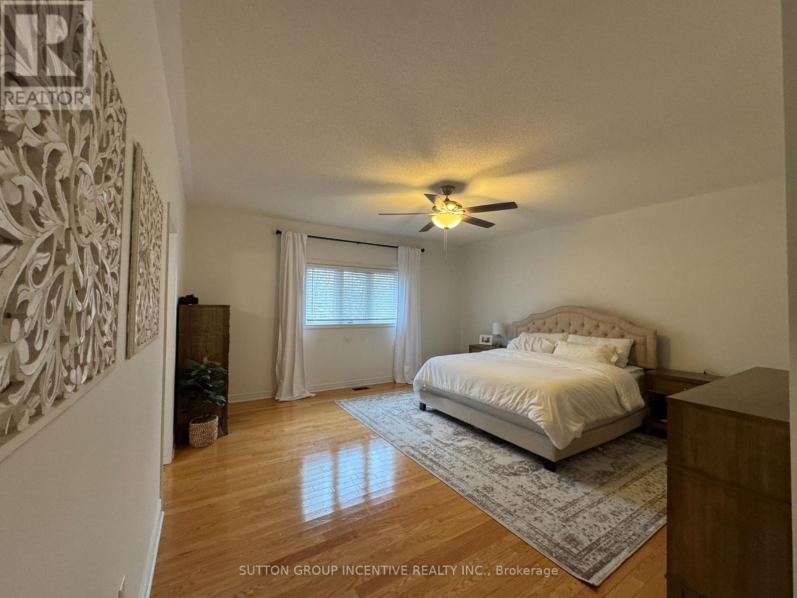 2 Camelot Square, Barrie, Ontario  L4M 0C2 - Photo 17 - S12090795