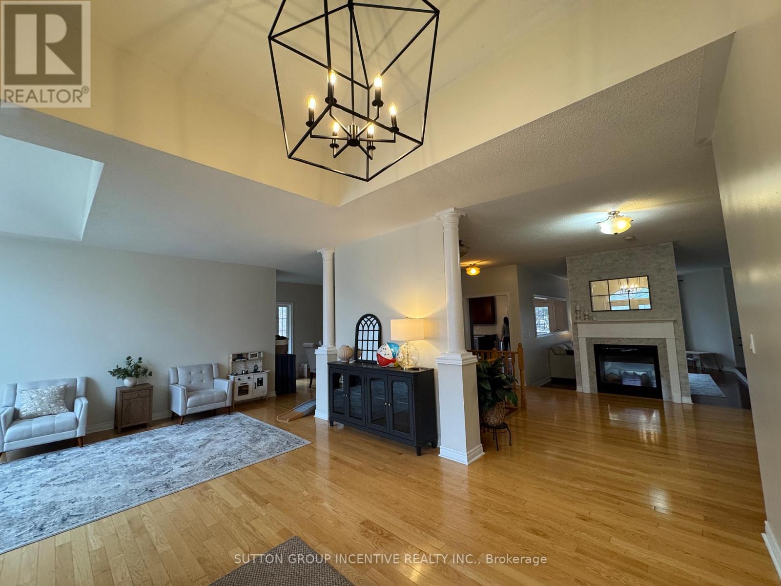 Property at 2 CAMELOT SQUARE image 3