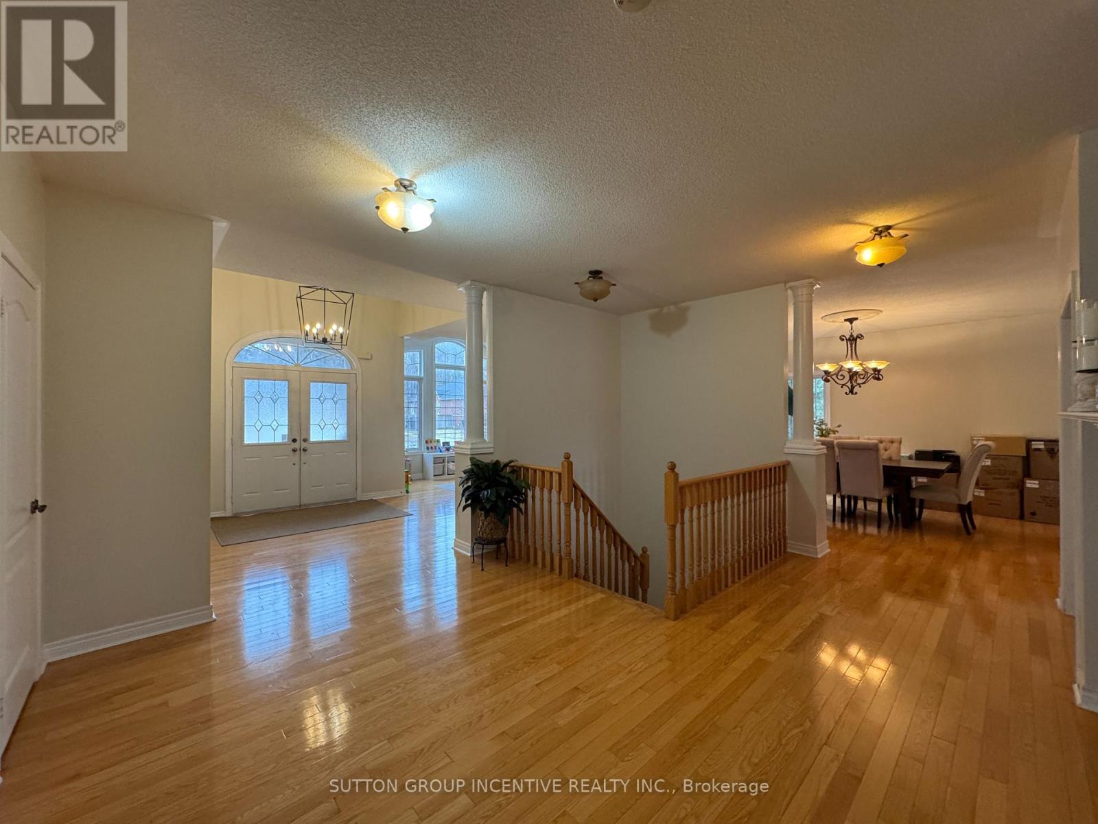 2 Camelot Square, Barrie, Ontario  L4M 0C2 - Photo 7 - S12090795