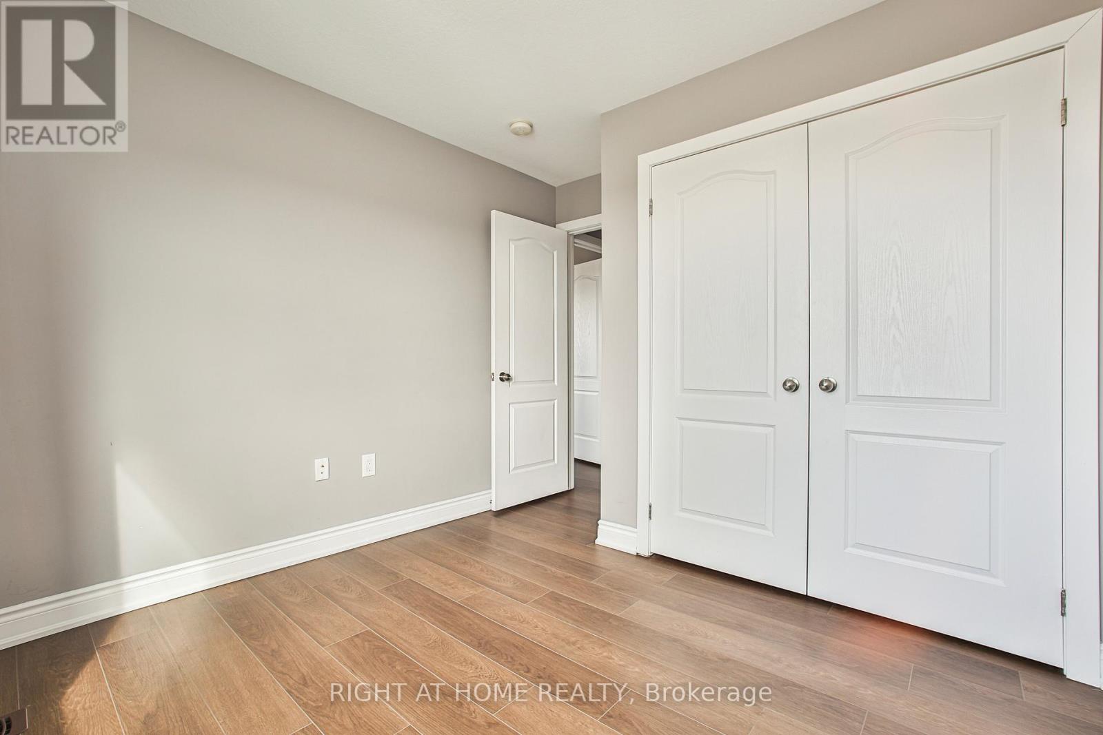 102 - 590 North Service Road, Hamilton, Ontario  L8E 0K5 - Photo 50 - X12090785