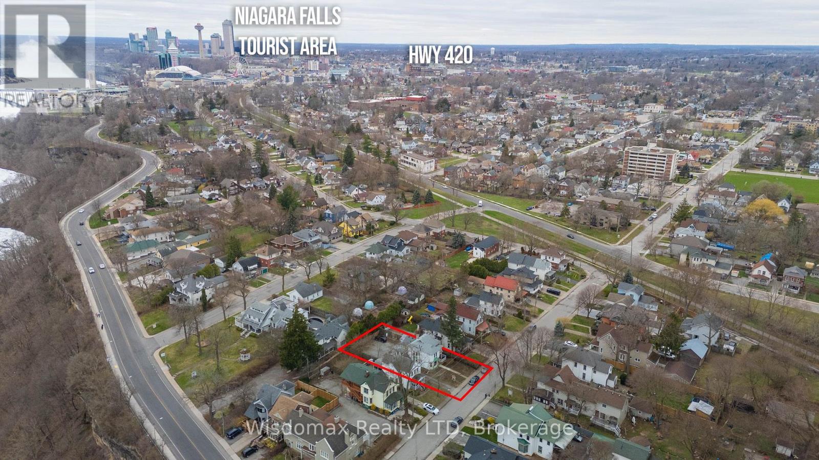 4300 Simcoe Street, Niagara Falls, Ontario  L2E 1T6 - Photo 33 - X12090816