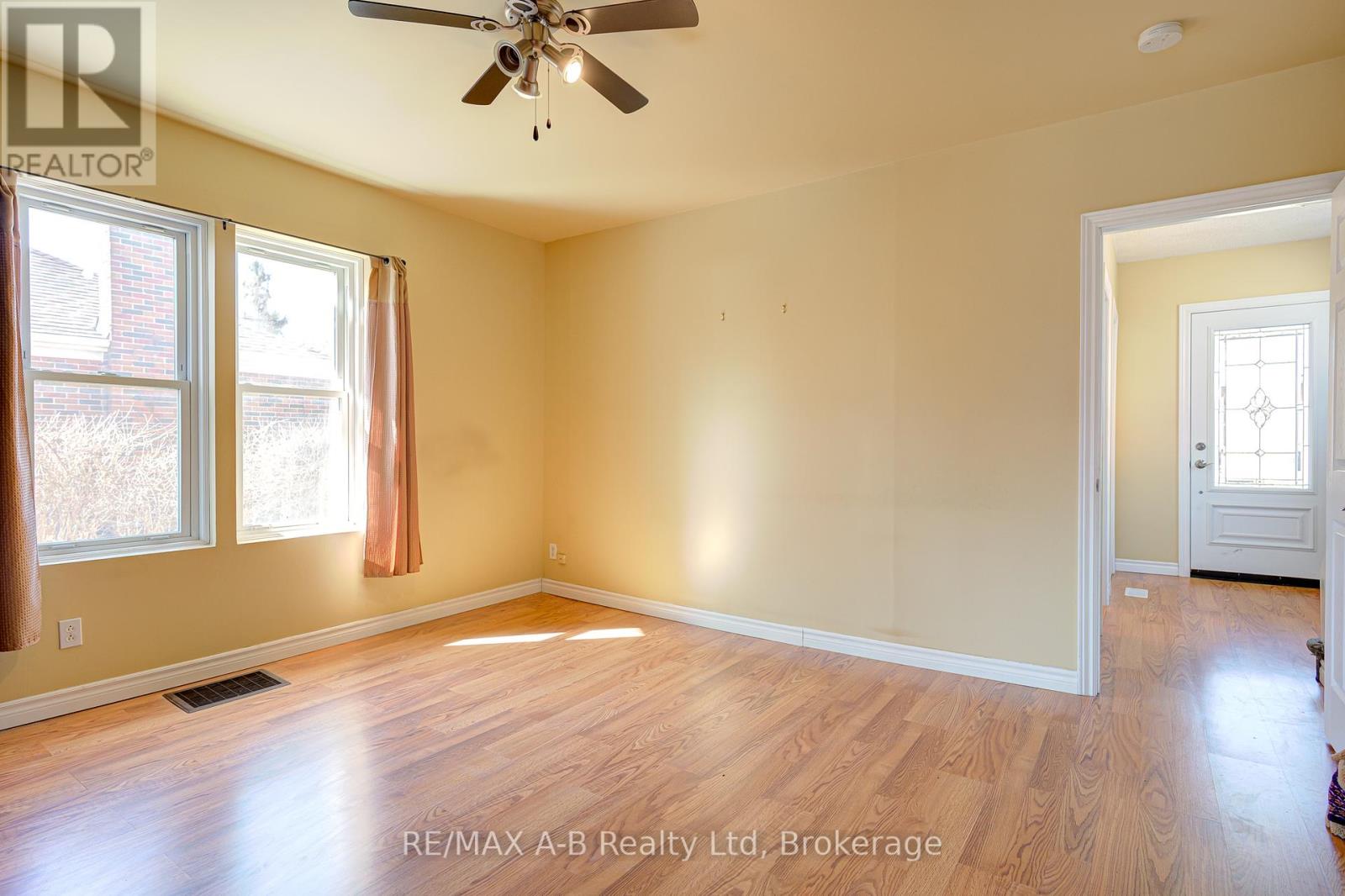 251 Hedley Street, Cambridge, Ontario  N3H 3X9 - Photo 13 - X12090802
