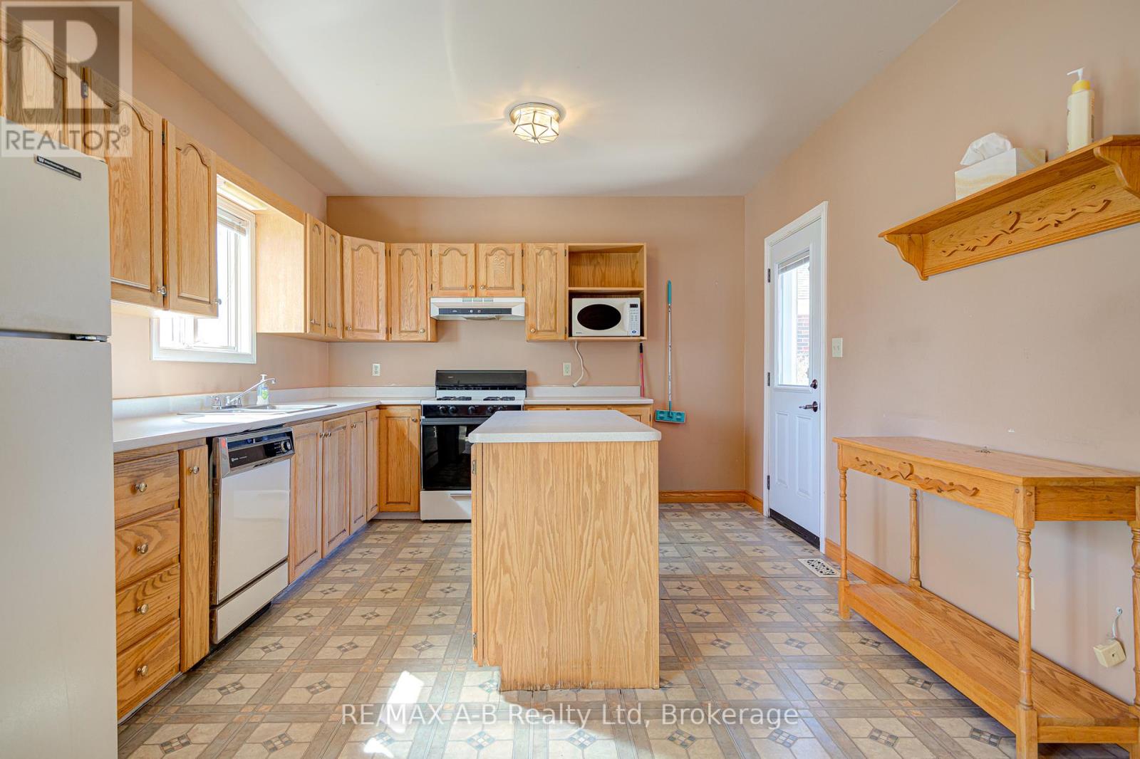 251 Hedley Street, Cambridge, Ontario  N3H 3X9 - Photo 18 - X12090802