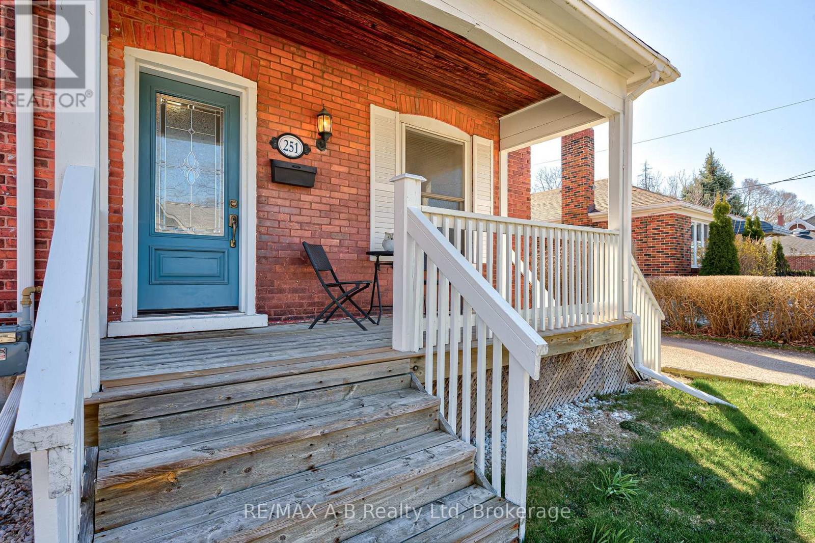 Property at 251 HEDLEY STREET image 5